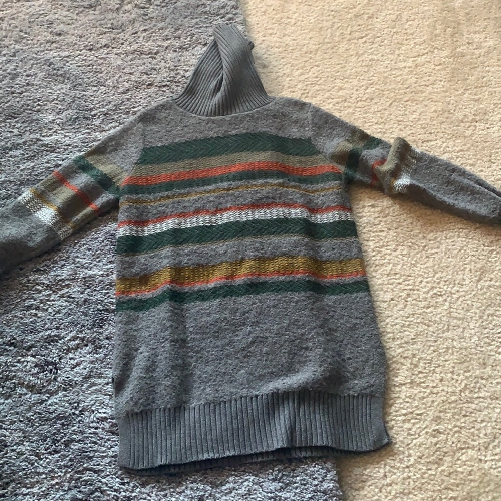 Banana republic tunic sweater